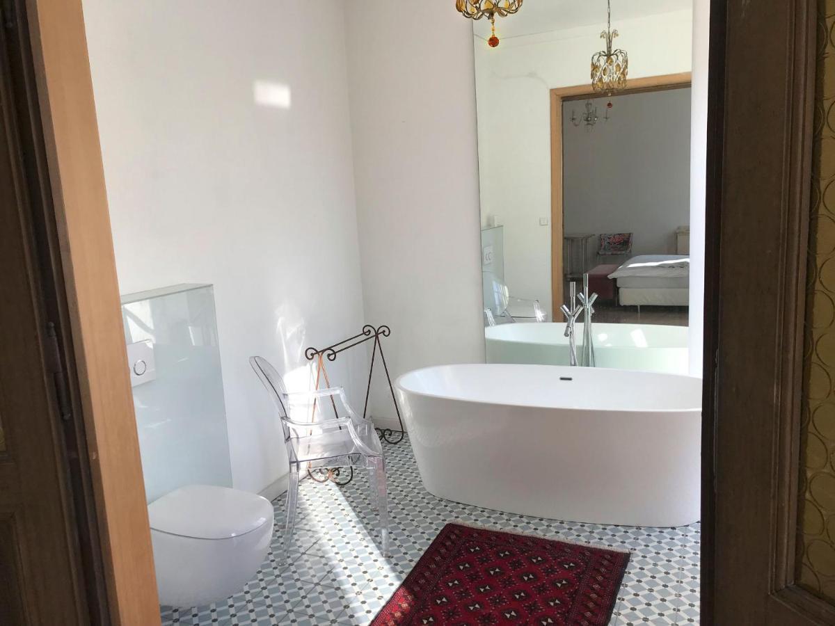 Design Apartments In Park Бърно Екстериор снимка