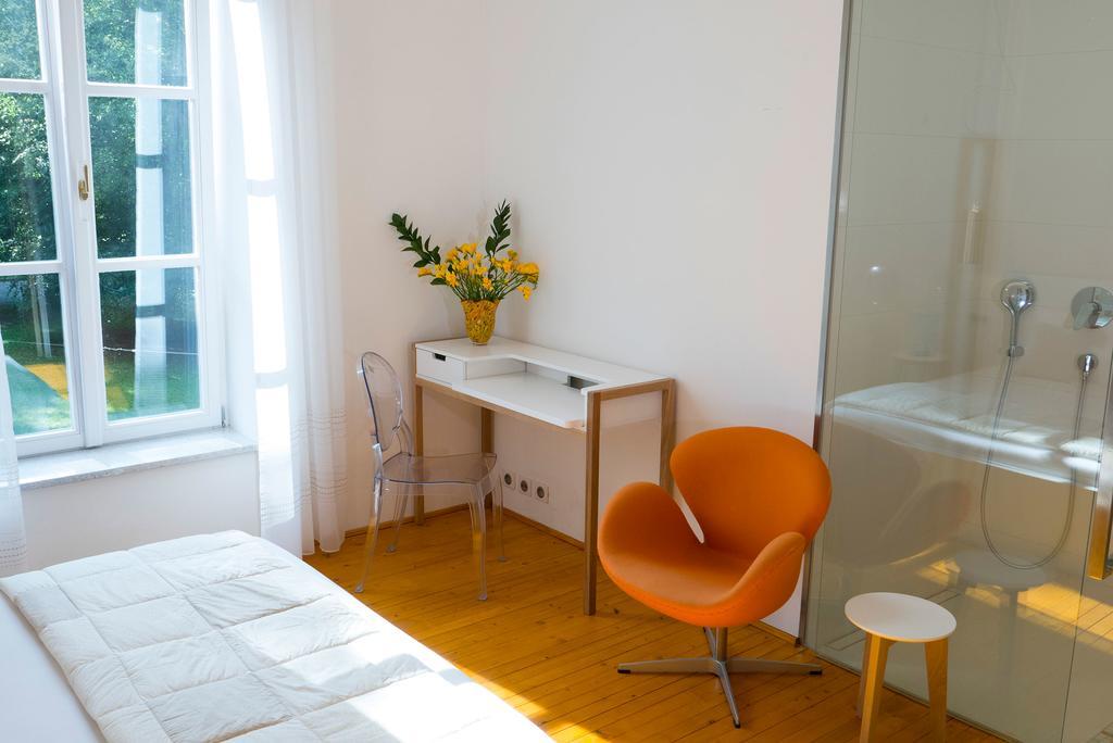 Design Apartments In Park Бърно Екстериор снимка